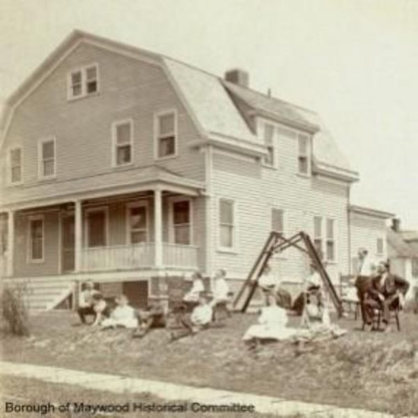 East_Pleasant_Avenue_Residence_Circa_1900